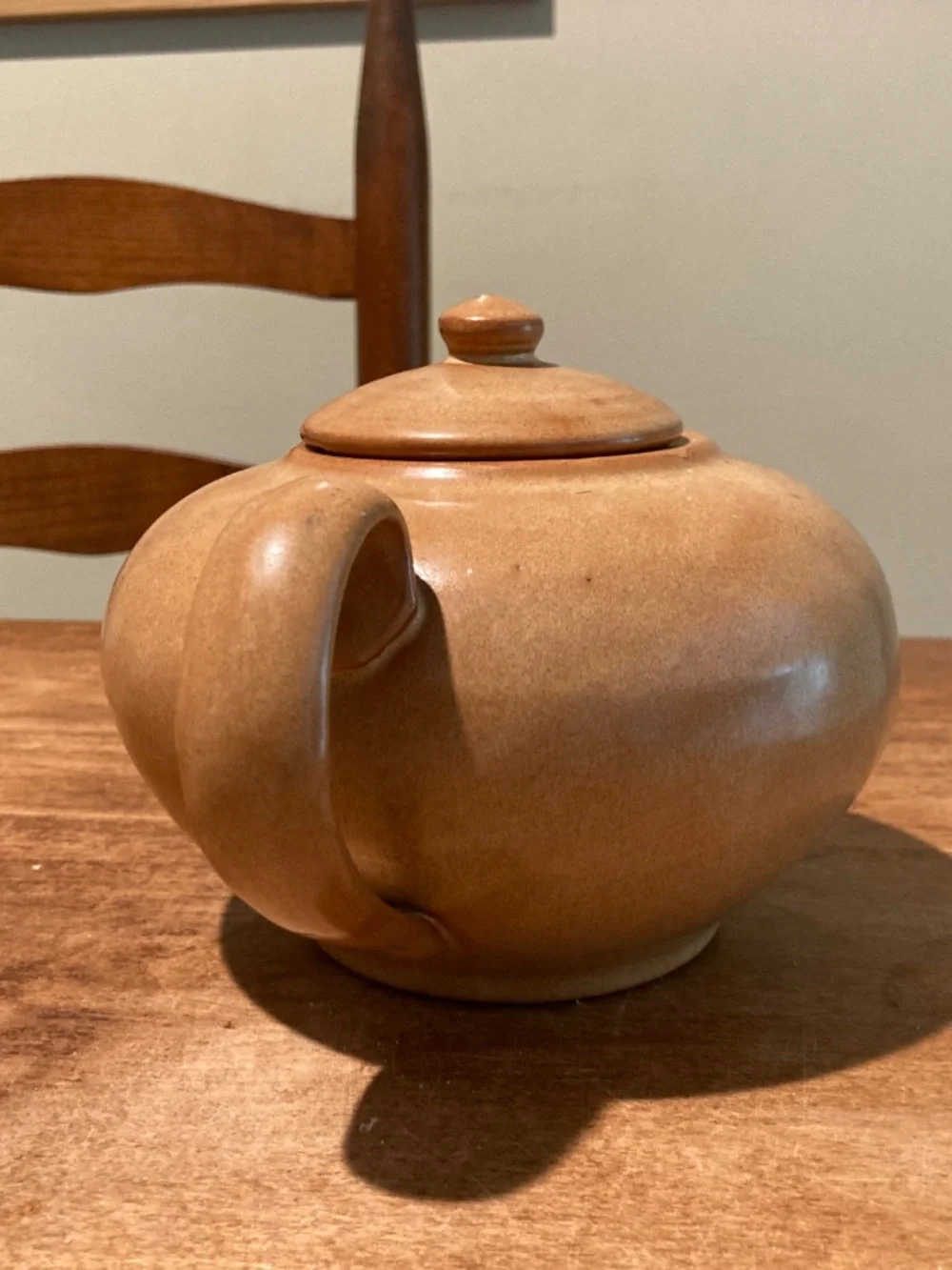Vilmer mid-century modern studio art teapot